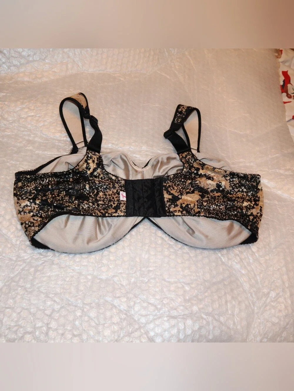 Wacoal 855167 Awareness Underwire Unlined Full Coverage Bra Size 40CC